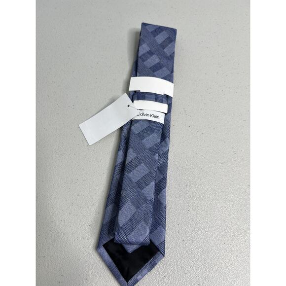 Calvin Klein Purple Plaid Pattern Silk Blend Slim Designer Tie NWT - Picture 4 of 7